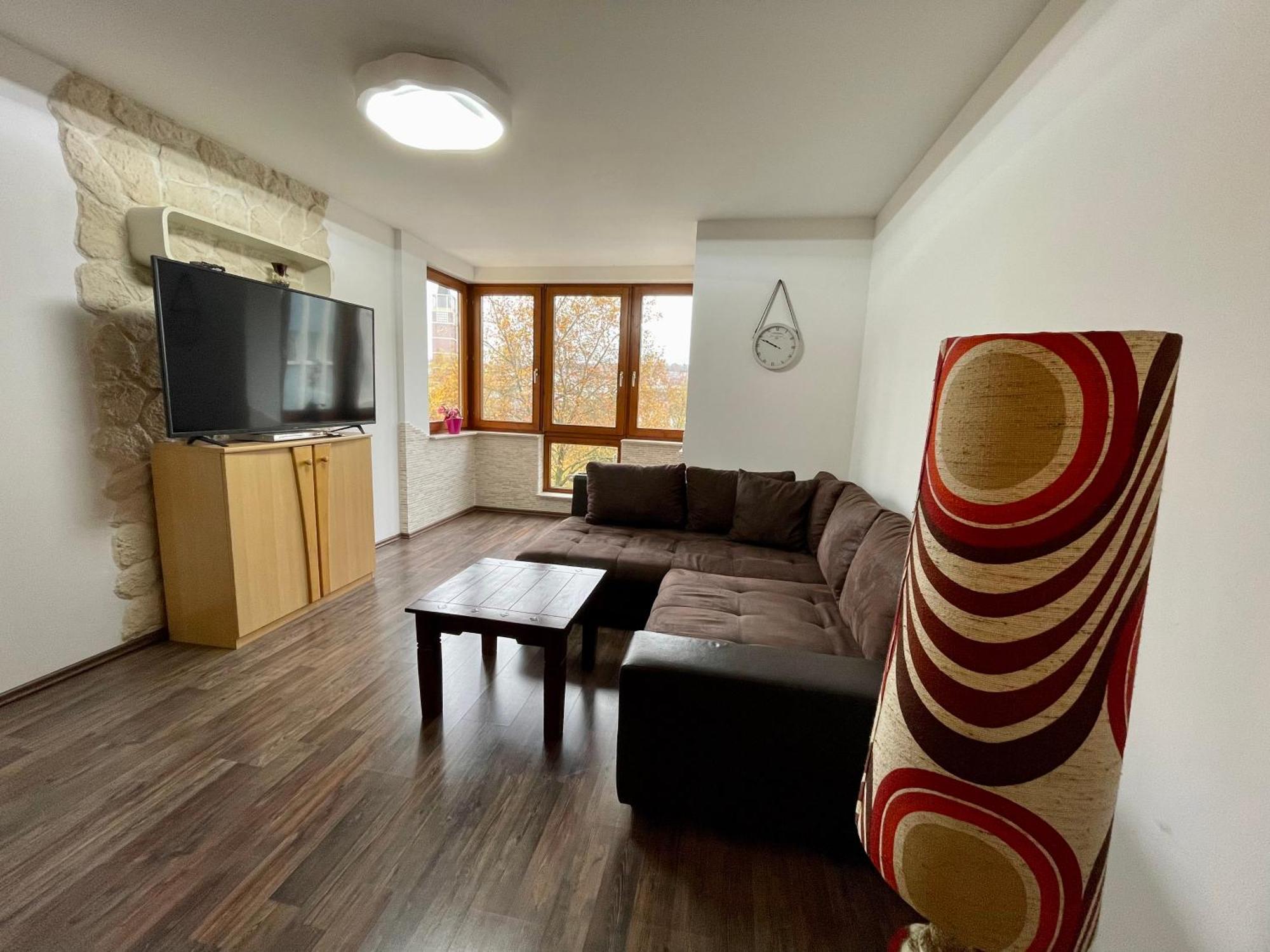 Wunderschoenes Apartment In Der Goldstadt Pforzheim Buitenkant foto